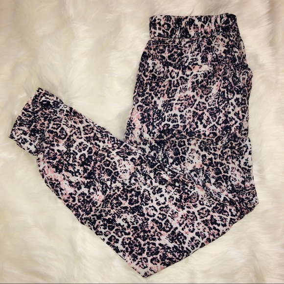 Leopard print joggers - Picture 2 of 3